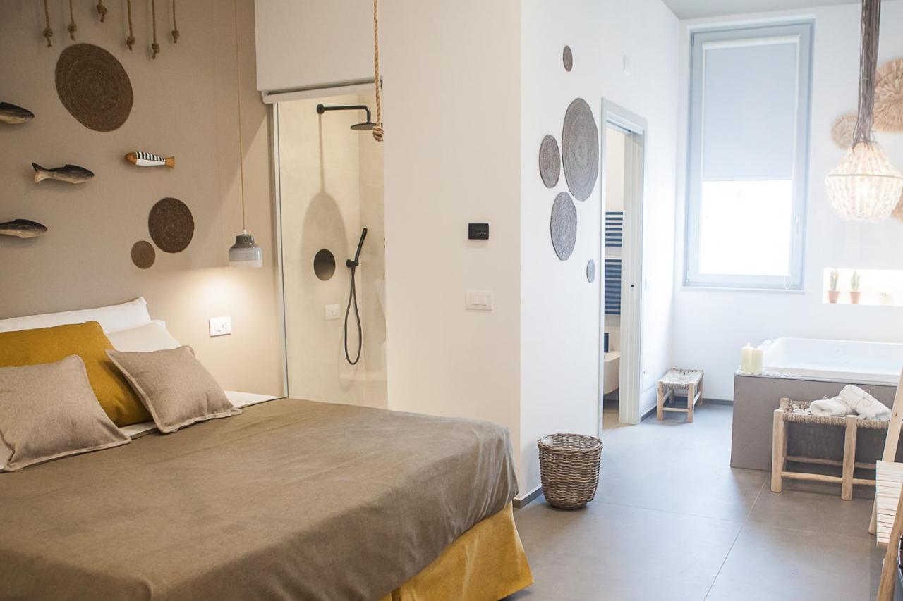 Nerea - Apulian Suite And Rooms Monopoli Exterior photo